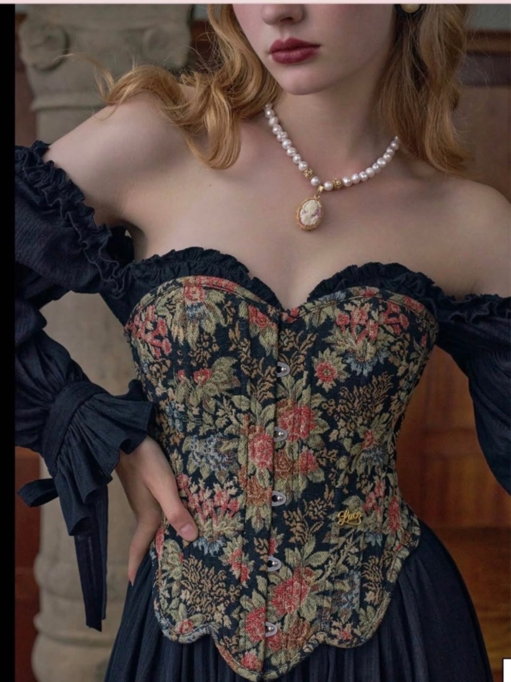 LaceMade corset Flower & Mirror Corset